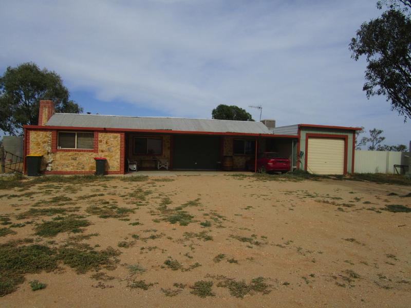 429 MORGAN ROAD COBDOGLA<BR>SA 5346