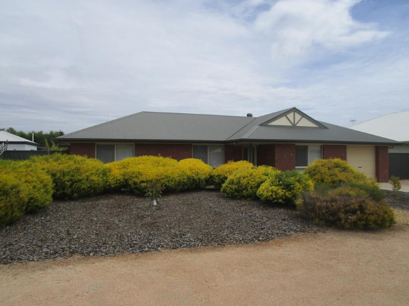 5 SCARBOROUGH COURT RENMARK<BR>SA 5341