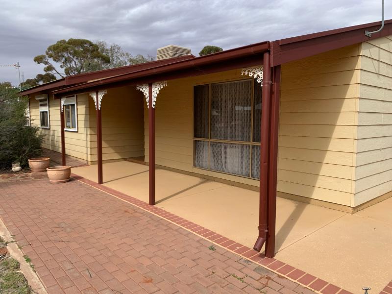 34 PIONEER DRIVE ROXBY DOWNS<BR>SA 5725