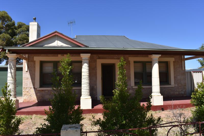 16 WALTHAM STREET BERRI<BR>SA 5343