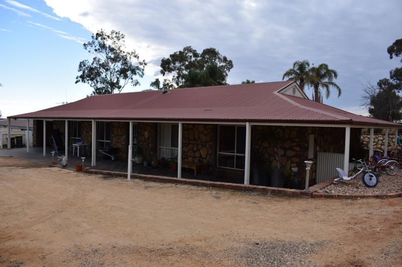 34 WHEATLEY ROAD LOXTON<BR>SA 5333
