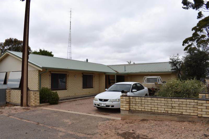 4 LEHMANNS ROAD LAMEROO<BR>SA 5302