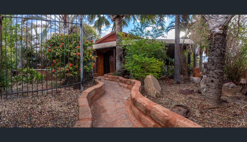 11 HOLLIS STREET TENNANT CREEK<BR>NT 0860