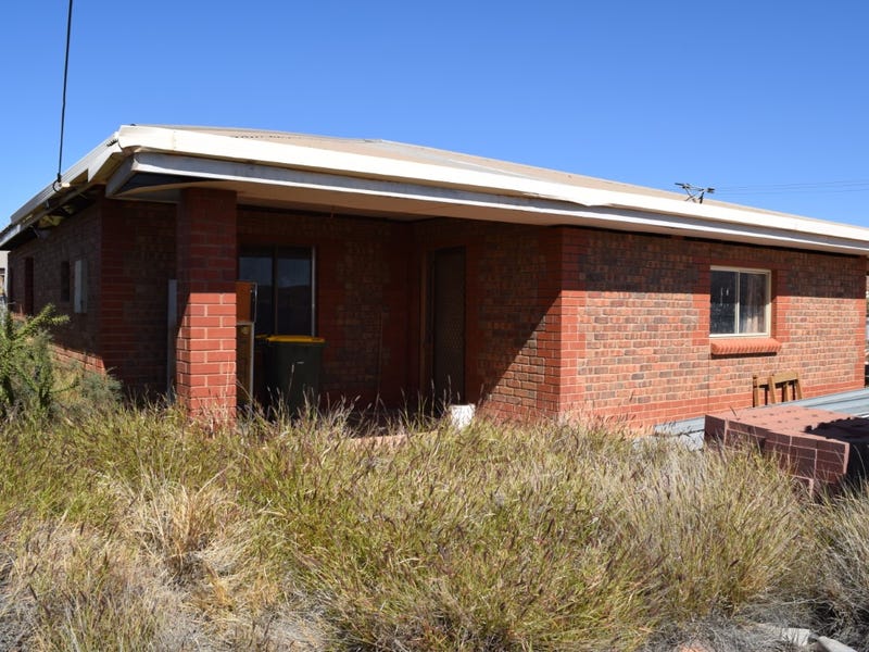 LOT 74 SEVENTEEN MILE ROAD COOBER PEDY<BR>SA 5723