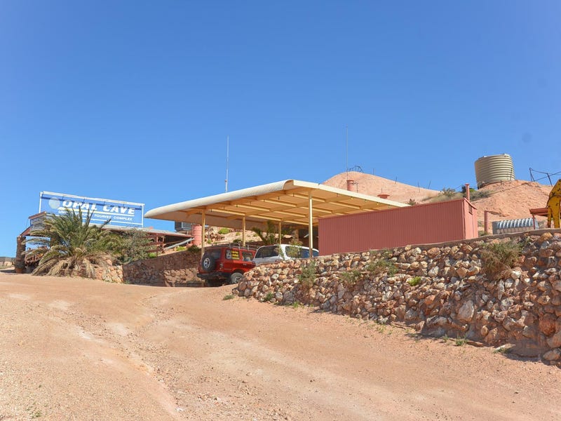 LOT 15-16 HUTCHISON STREET COOBER PEDY<BR>SA 5723