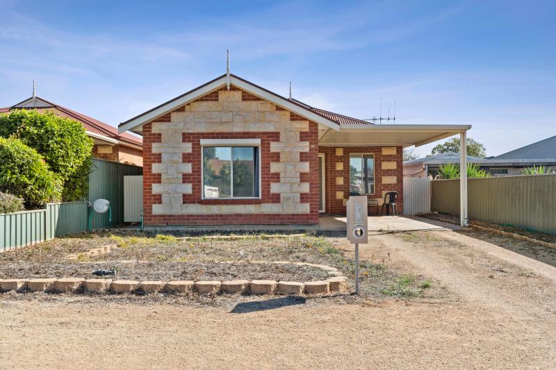 44A ERINGA AVENUE LOXTON<BR>SA 5333