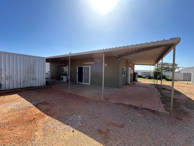 LOT 645 WOGG STREET ANDAMOOKA<BR>SA 5722