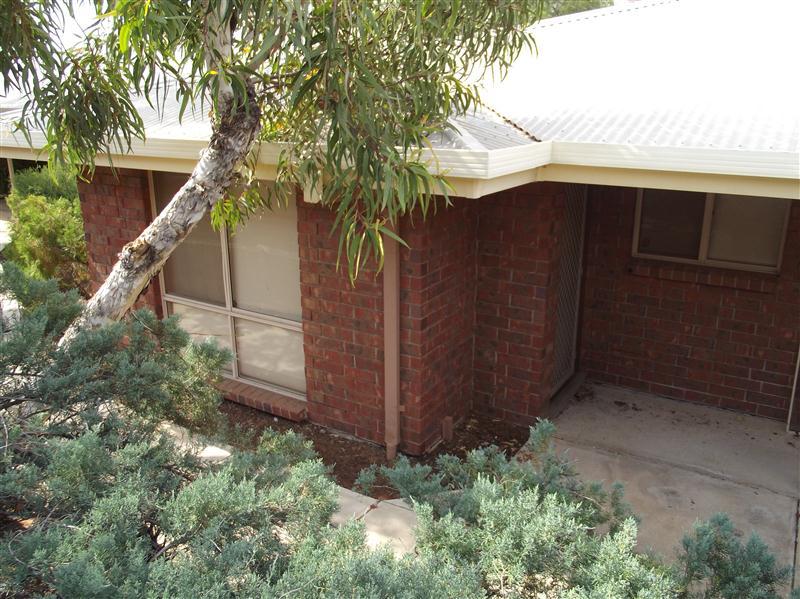 5/6 PHIBBS COURT ROXBY DOWNS<BR>SA 5725