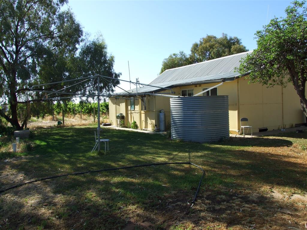 100 QUARTE STREET RENMARK<BR>SA 5341