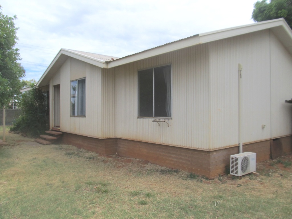 10 LEICHHARDT STREET TENNANT CREEK<BR>NT 860