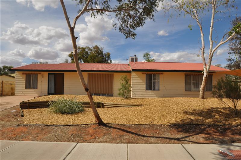 11 ALBERRIE ST ROXBY DOWNS<BR>SA 5725