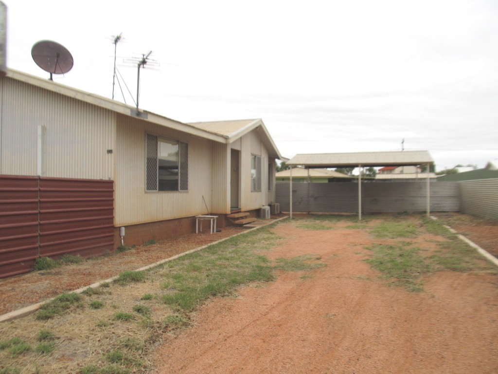 25 HOLLIS STREET TENNANT CREEK<BR>NT 860