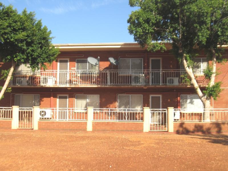 83 AMBROSE STREET TENNANT CREEK<BR>NT 862
